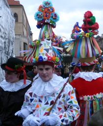Karneval in Prag-der Bunte mit dem Weibchen